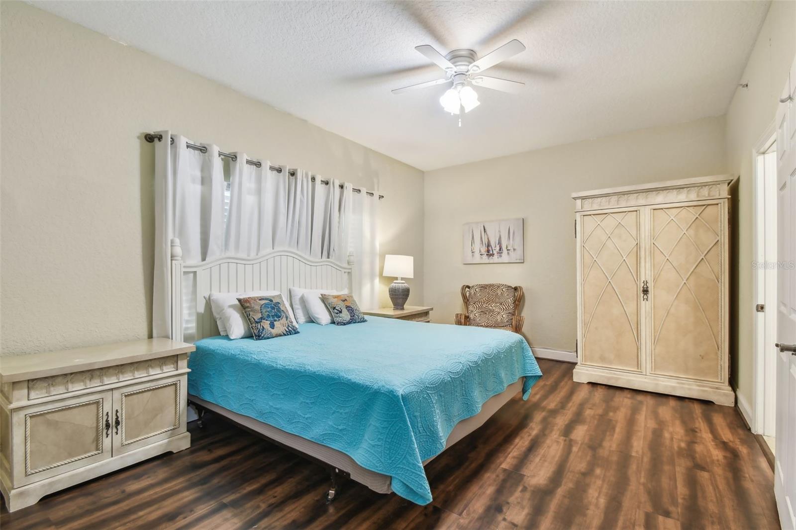 Image 14 of 47 For 10315 Gulf Boulevard 302