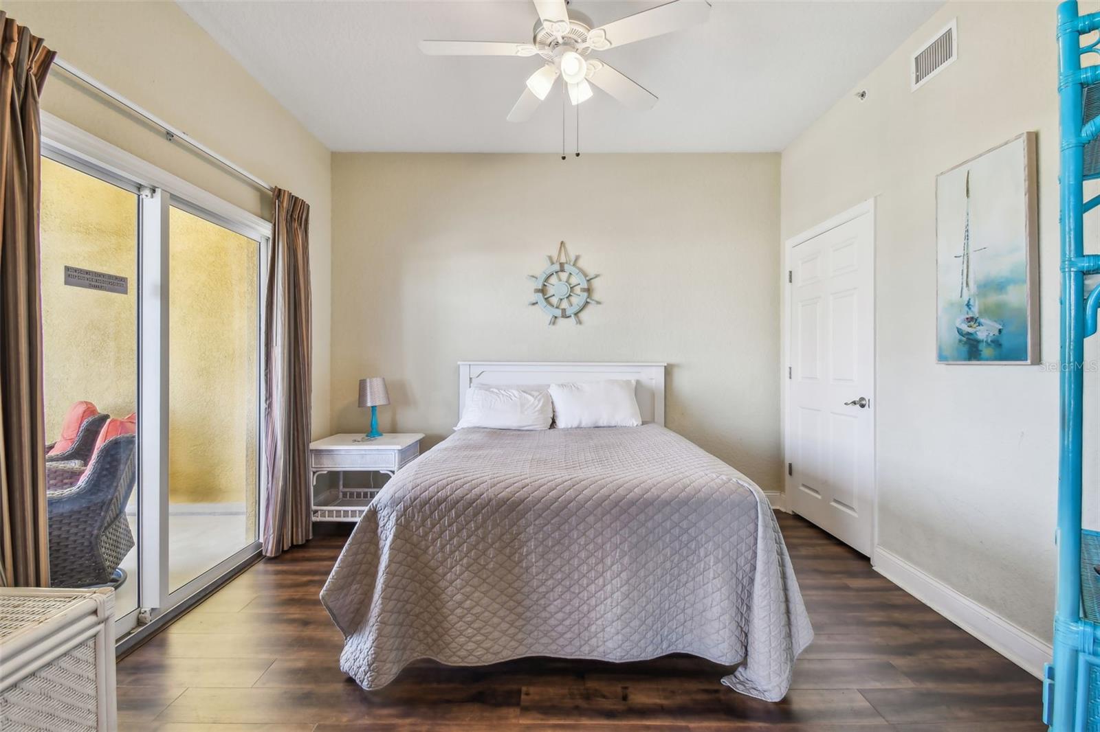 Image 21 of 47 For 10315 Gulf Boulevard 302