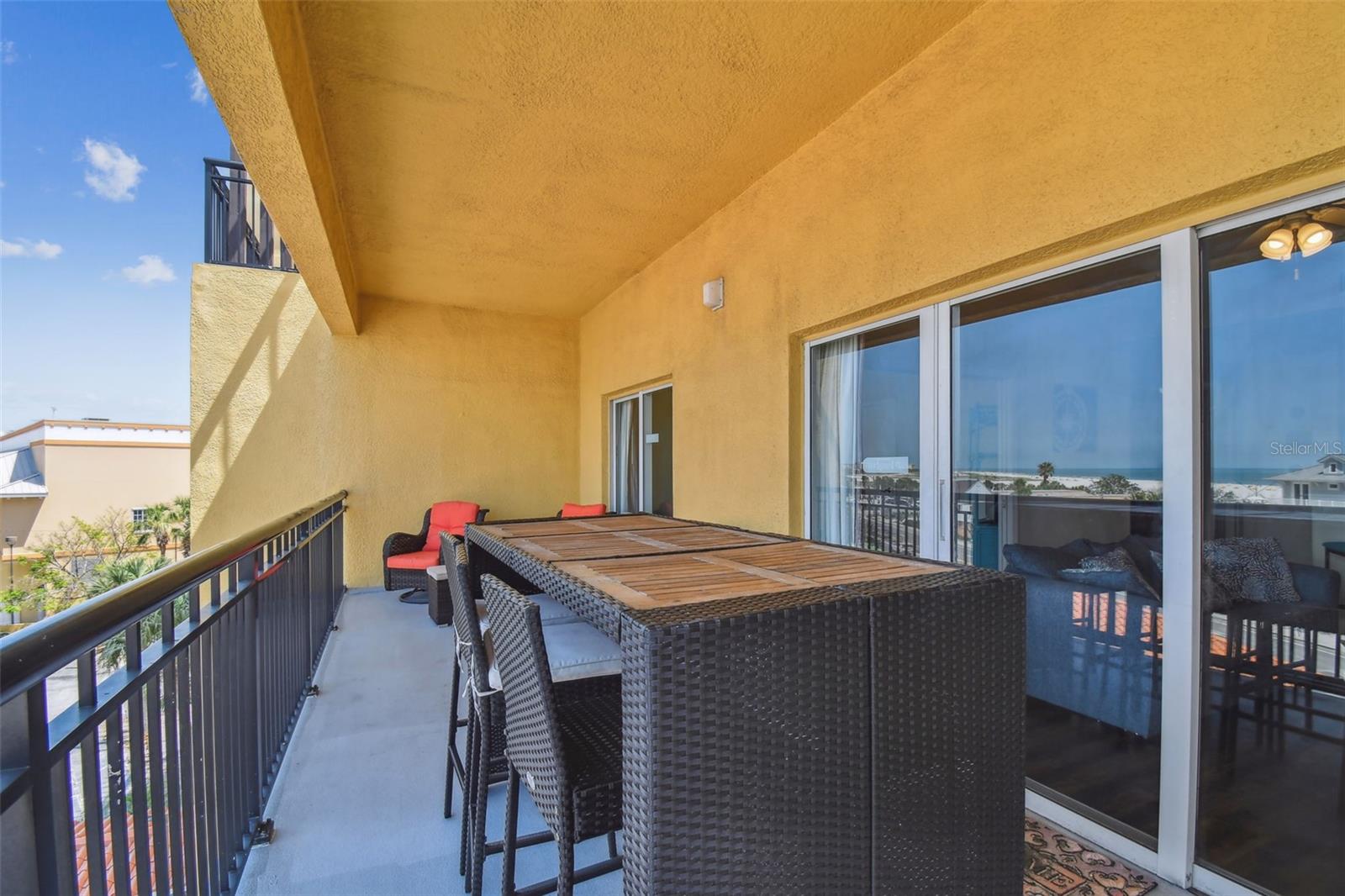 Image 31 of 47 For 10315 Gulf Boulevard 302