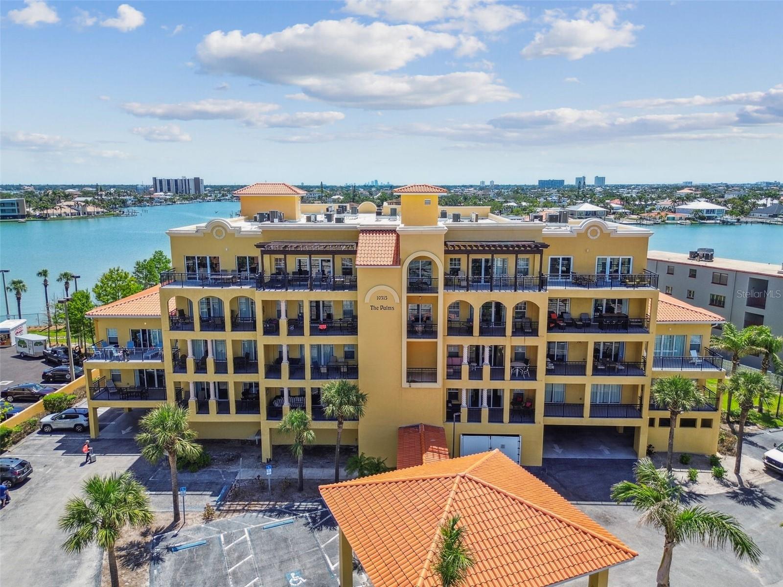Image 39 of 47 For 10315 Gulf Boulevard 302