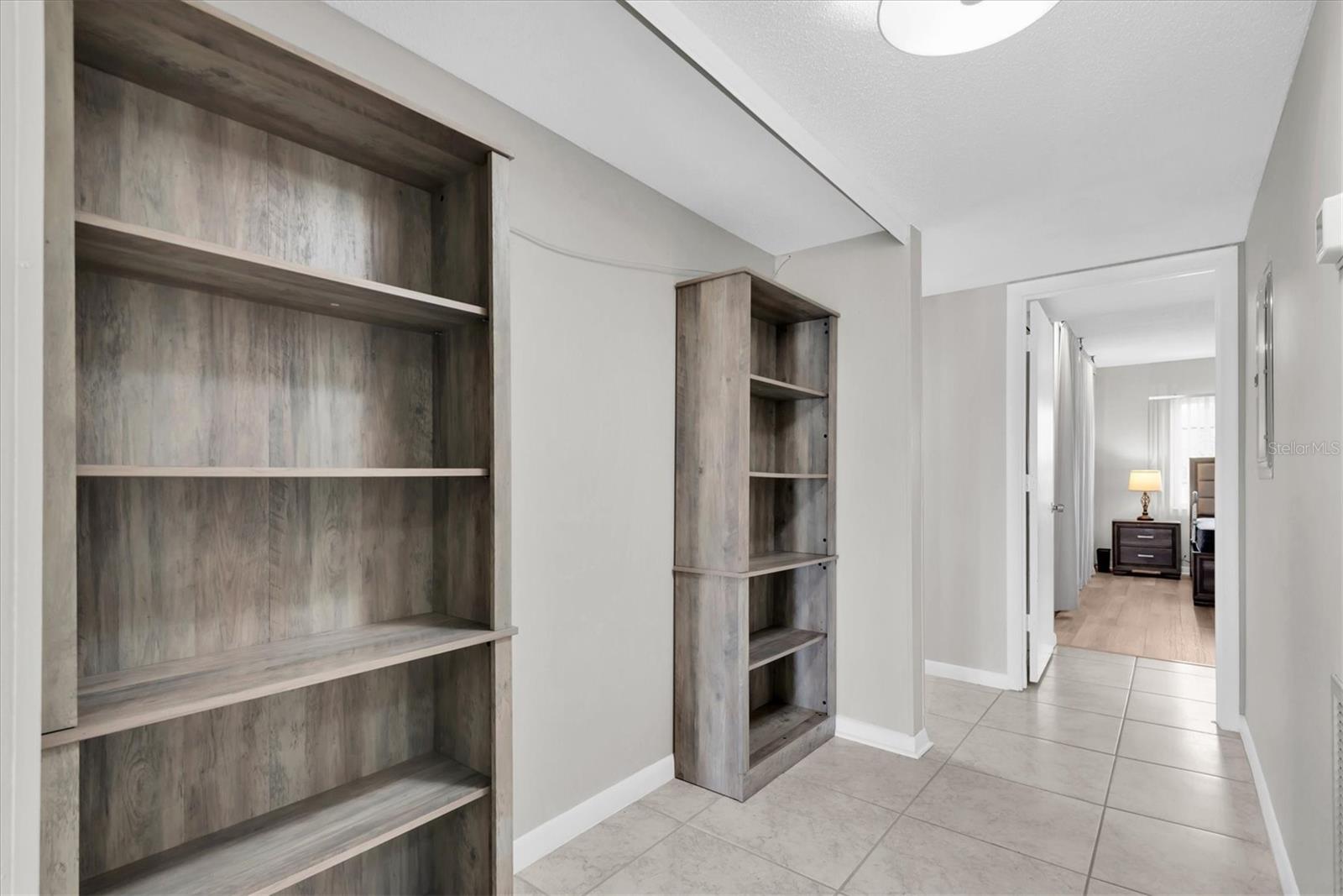 Image 21 of 27 For 6400 46th Avenue N 203