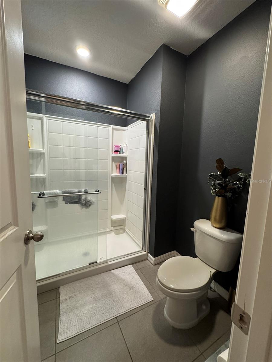 Listing photo id 19 for 821 Lucent Sands Court