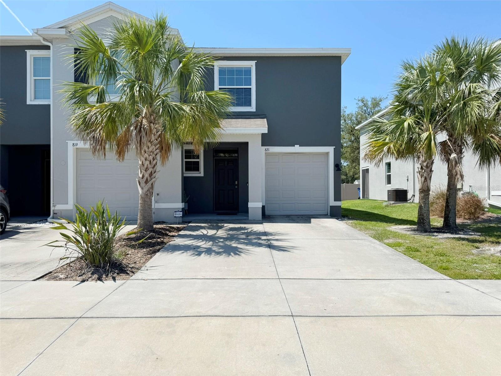 Listing photo id 28 for 821 Lucent Sands Court