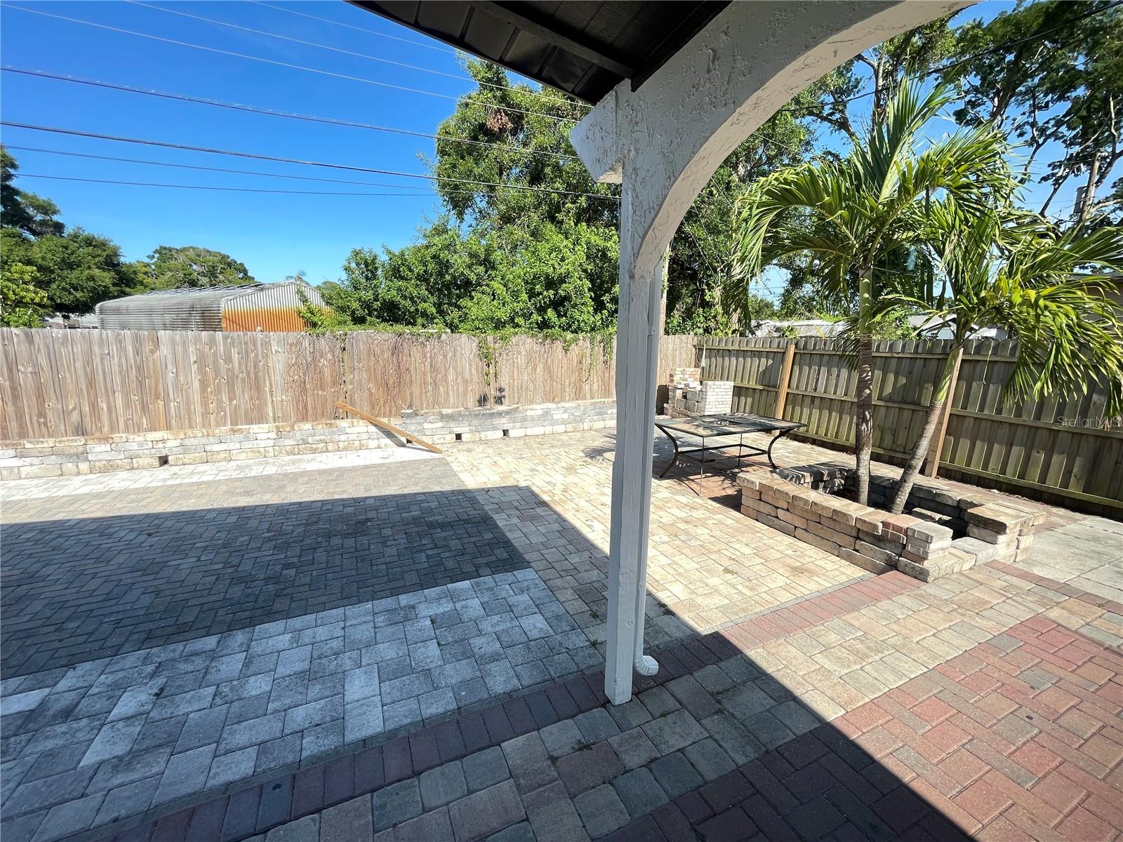 Image 7 of 23 For 8665 55th Street N