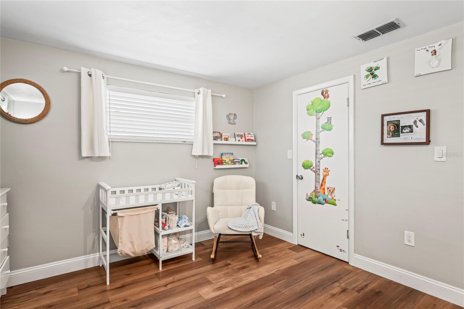 Image 22 of 26 For 6137 Halifax Drive