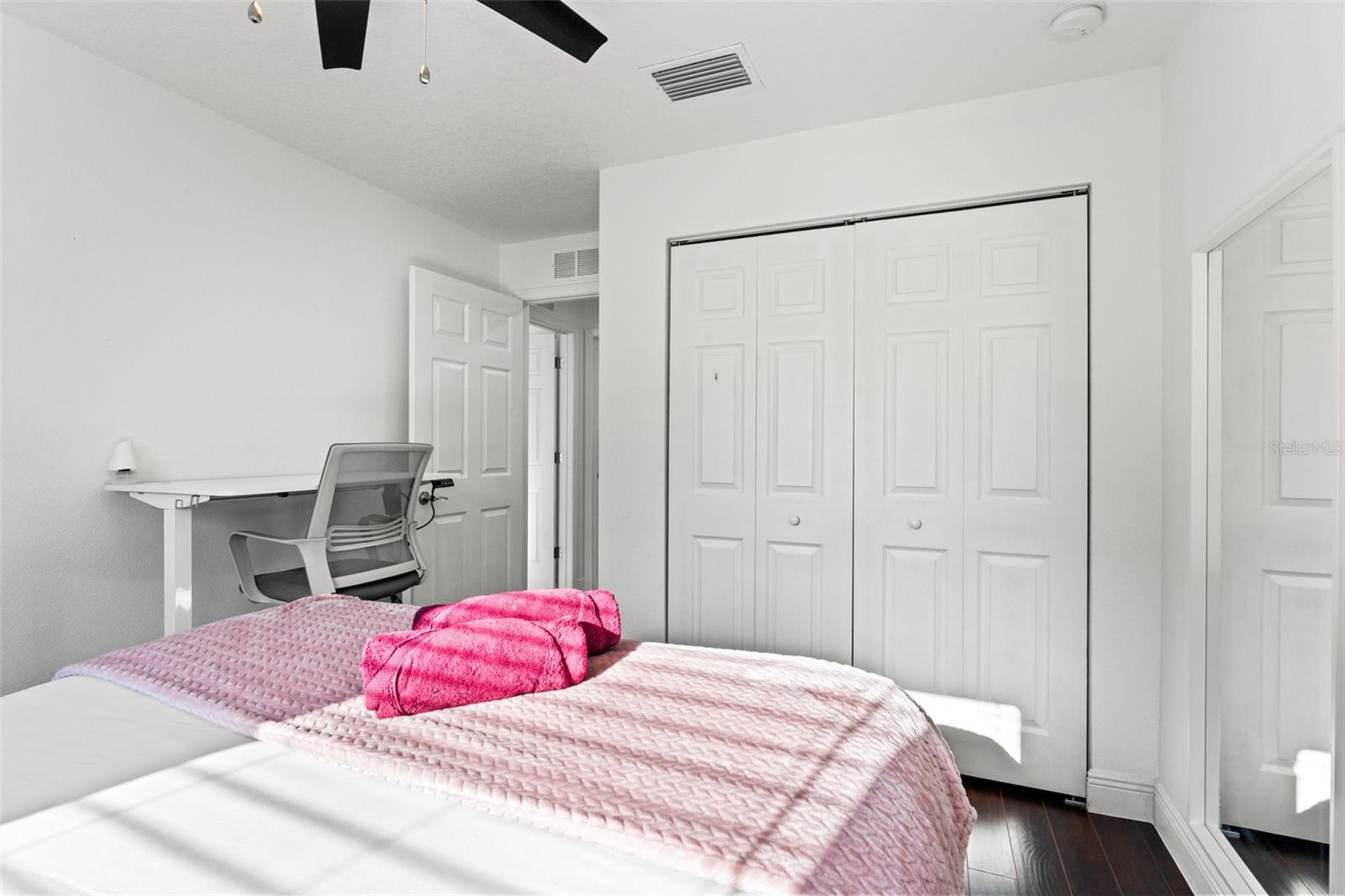 Image 24 of 29 For 7911 Packwood Avenue