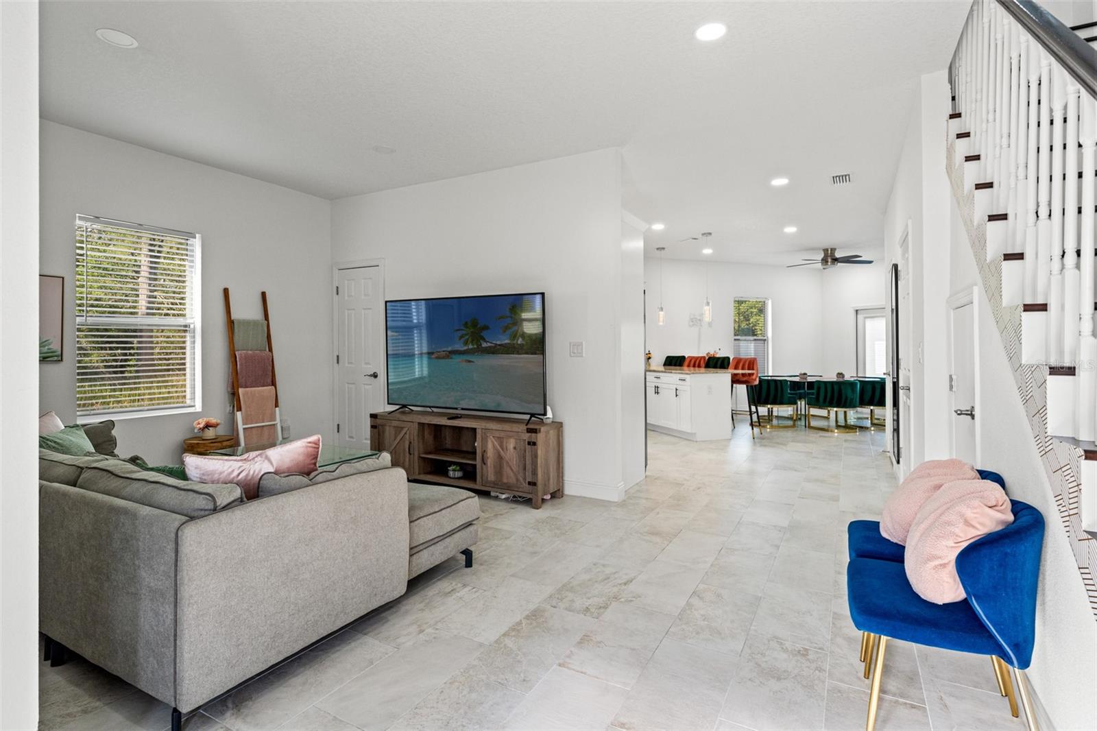 Image 3 of 29 For 7911 Packwood Avenue