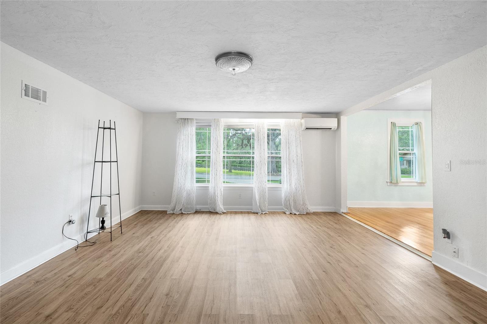 Image 13 of 42 For 1226 9th Avenue