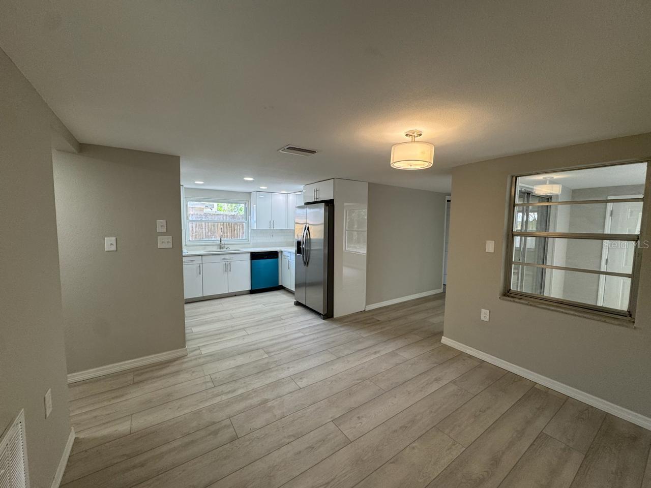 Image 13 of 43 For 7831 Fox Hollow Drive