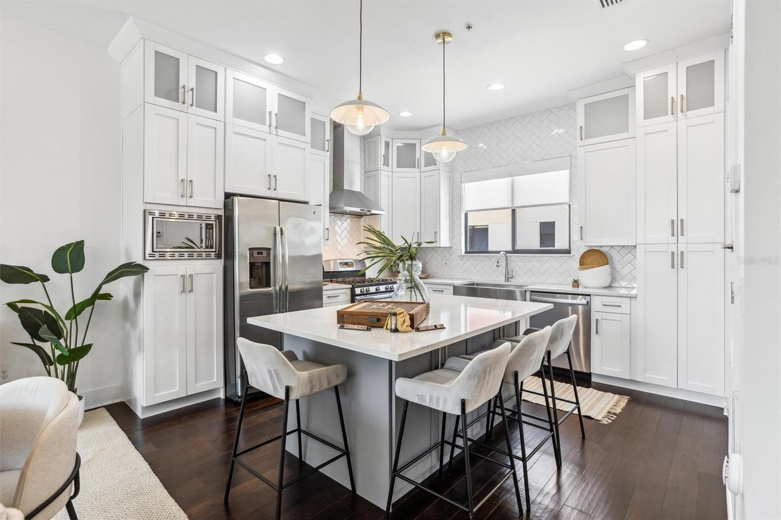 Image 17 of 48 For 820 2nd Avenue N
