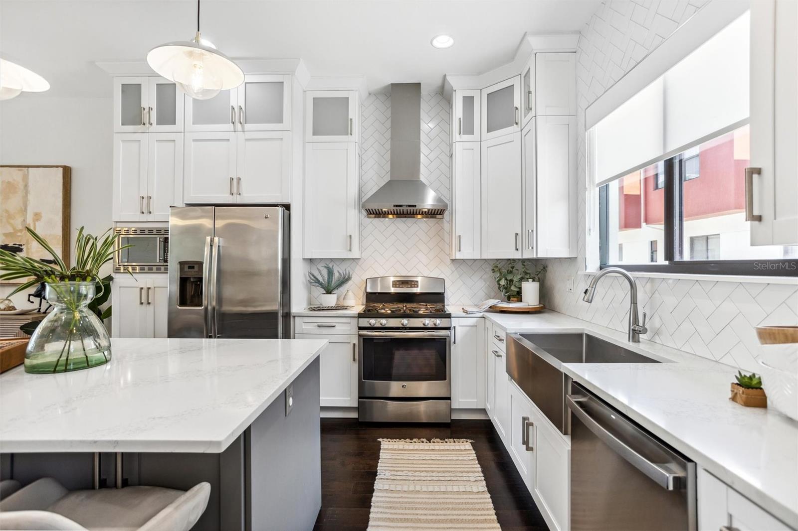 Image 20 of 48 For 820 2nd Avenue N