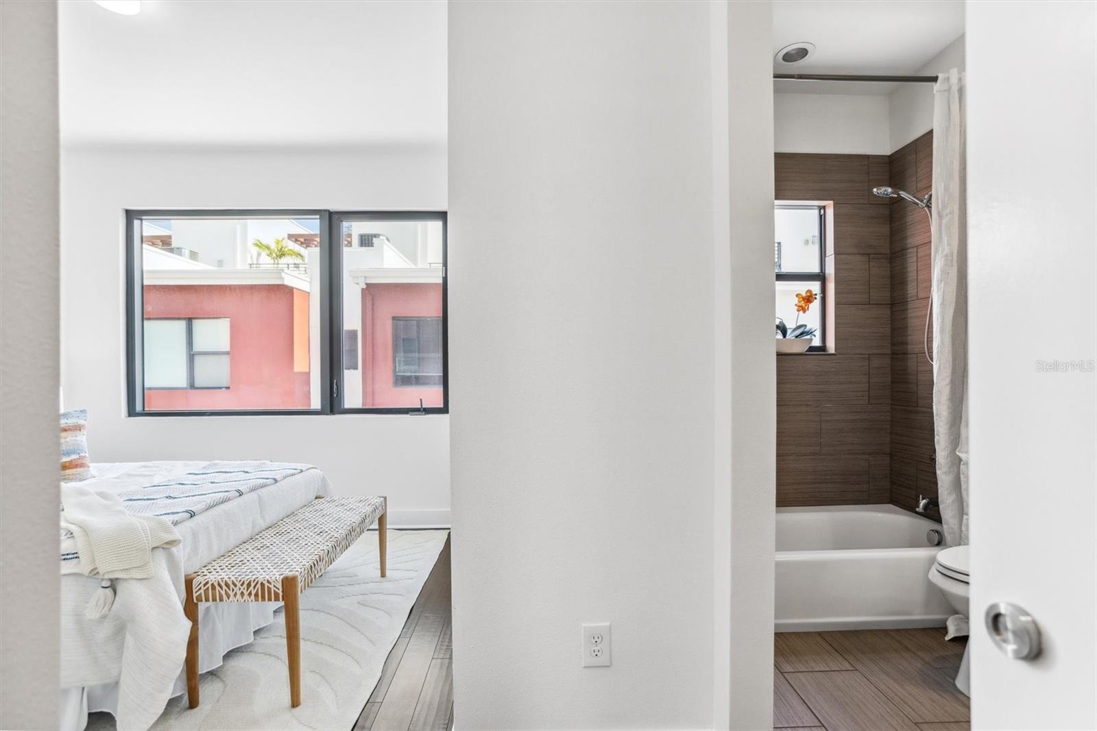 Image 30 of 48 For 820 2nd Avenue N