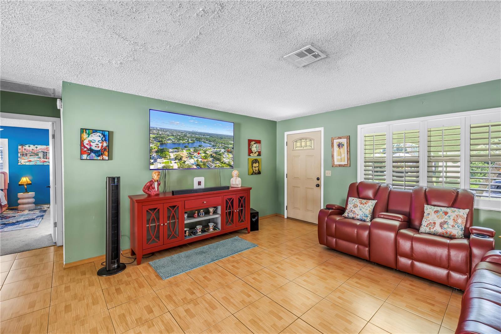 Image 23 of 50 For 5925 18th Street Ne