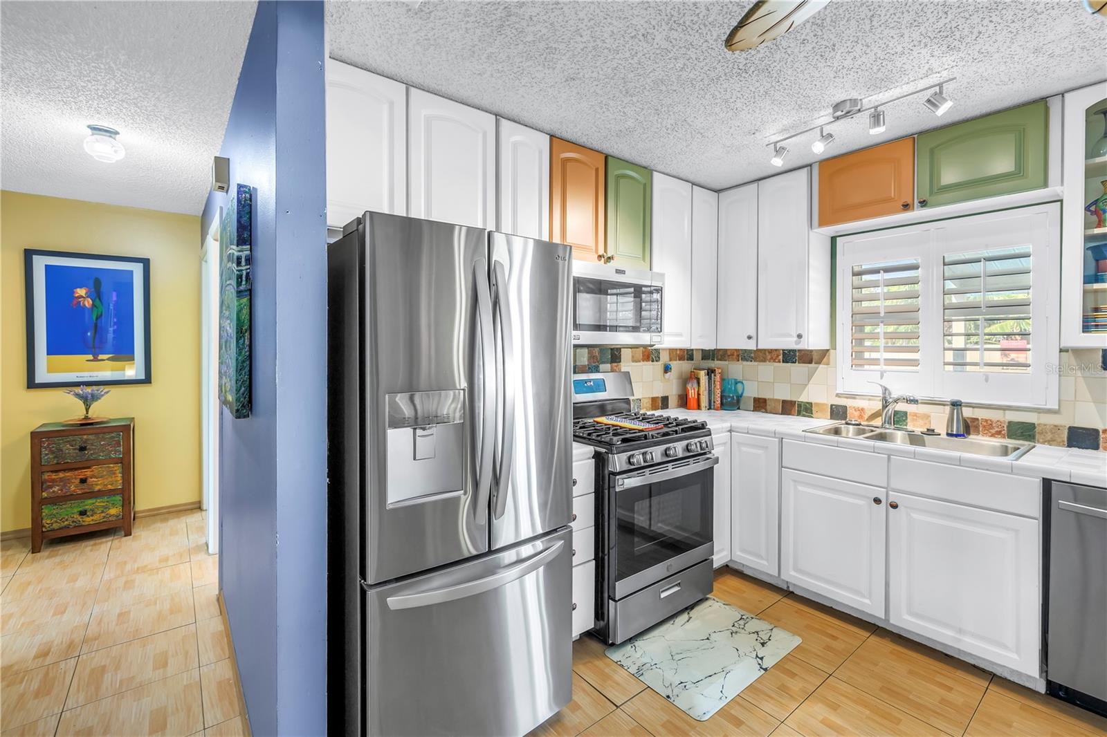 Image 33 of 50 For 5925 18th Street Ne