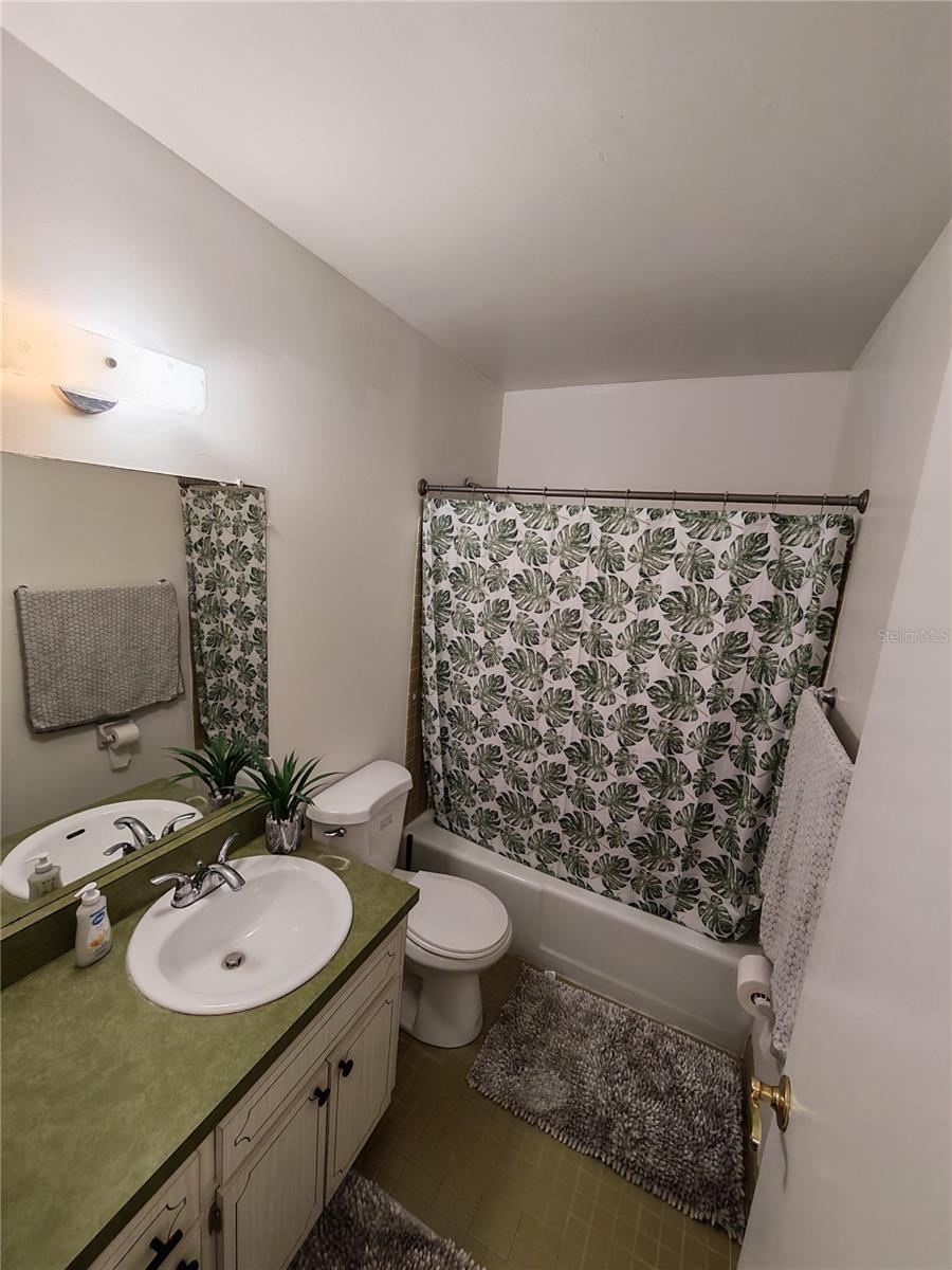 Image 13 of 19 For 4325 Aegean Drive 220b