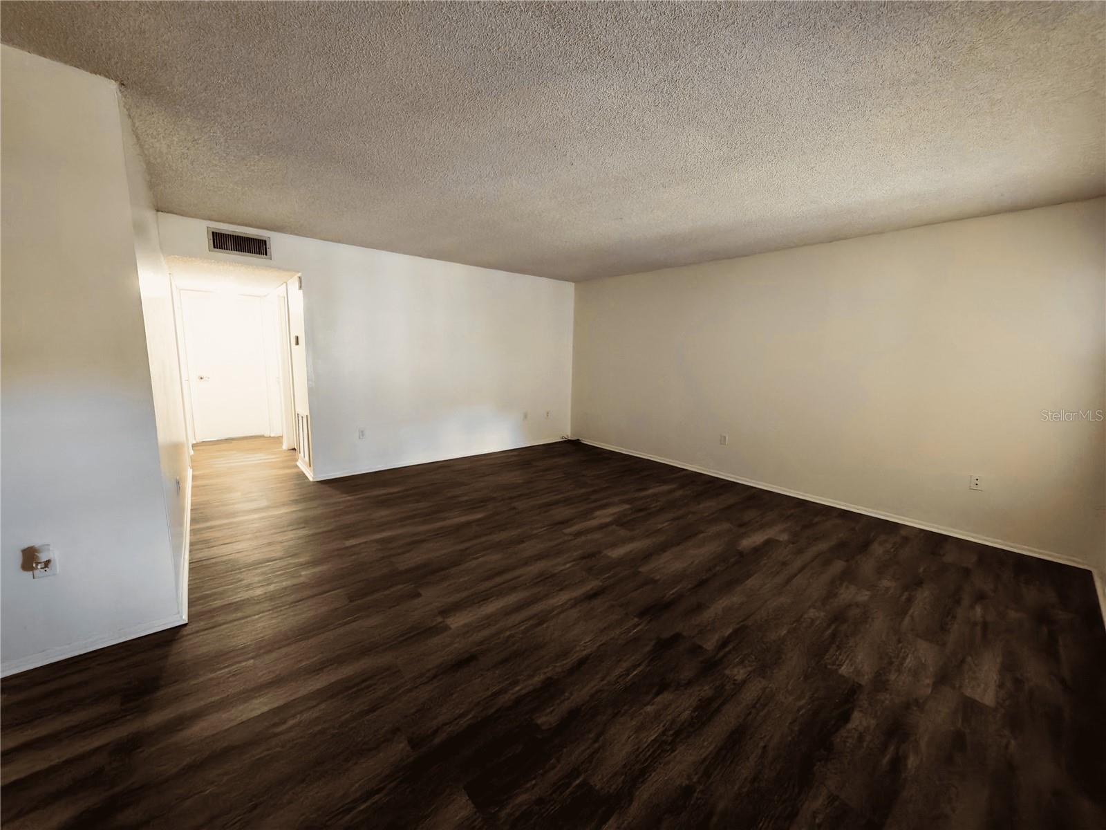 Image 3 of 19 For 4325 Aegean Drive 220b