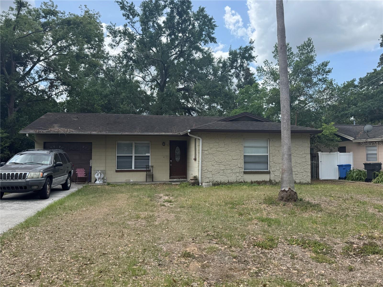 Listing photo id 0 for 201 Lentz Road