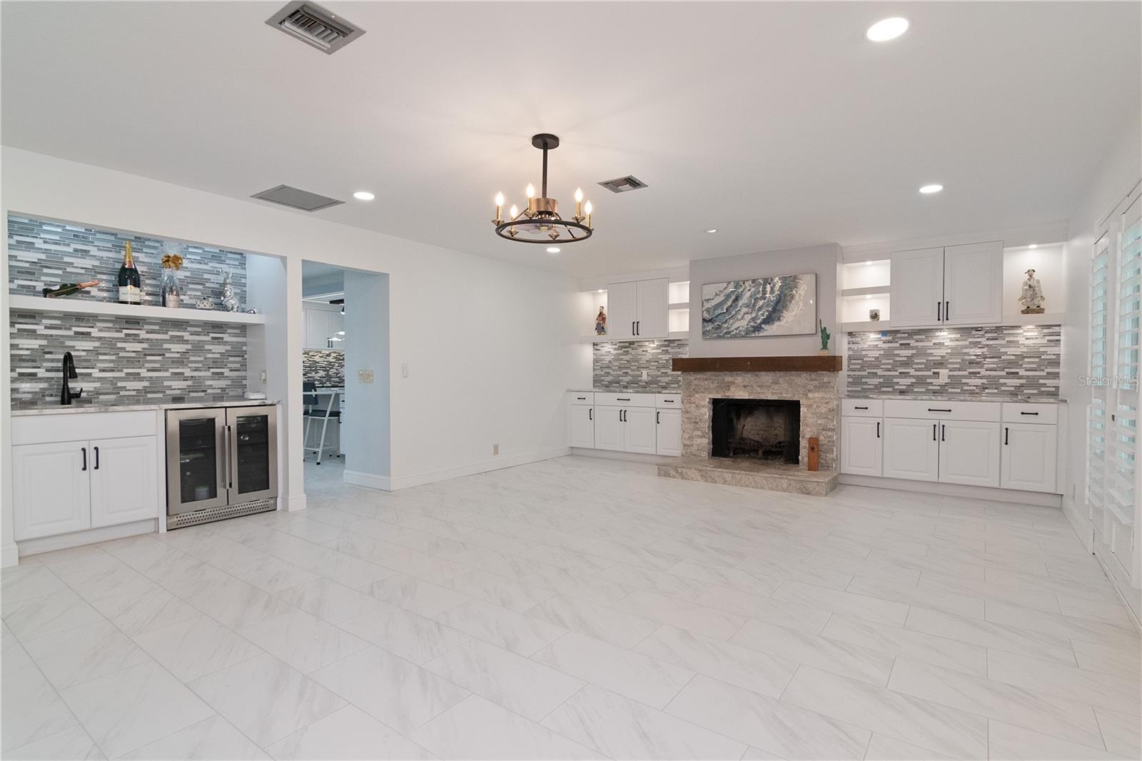 Image 15 of 75 For 4202 Deepwater Lane