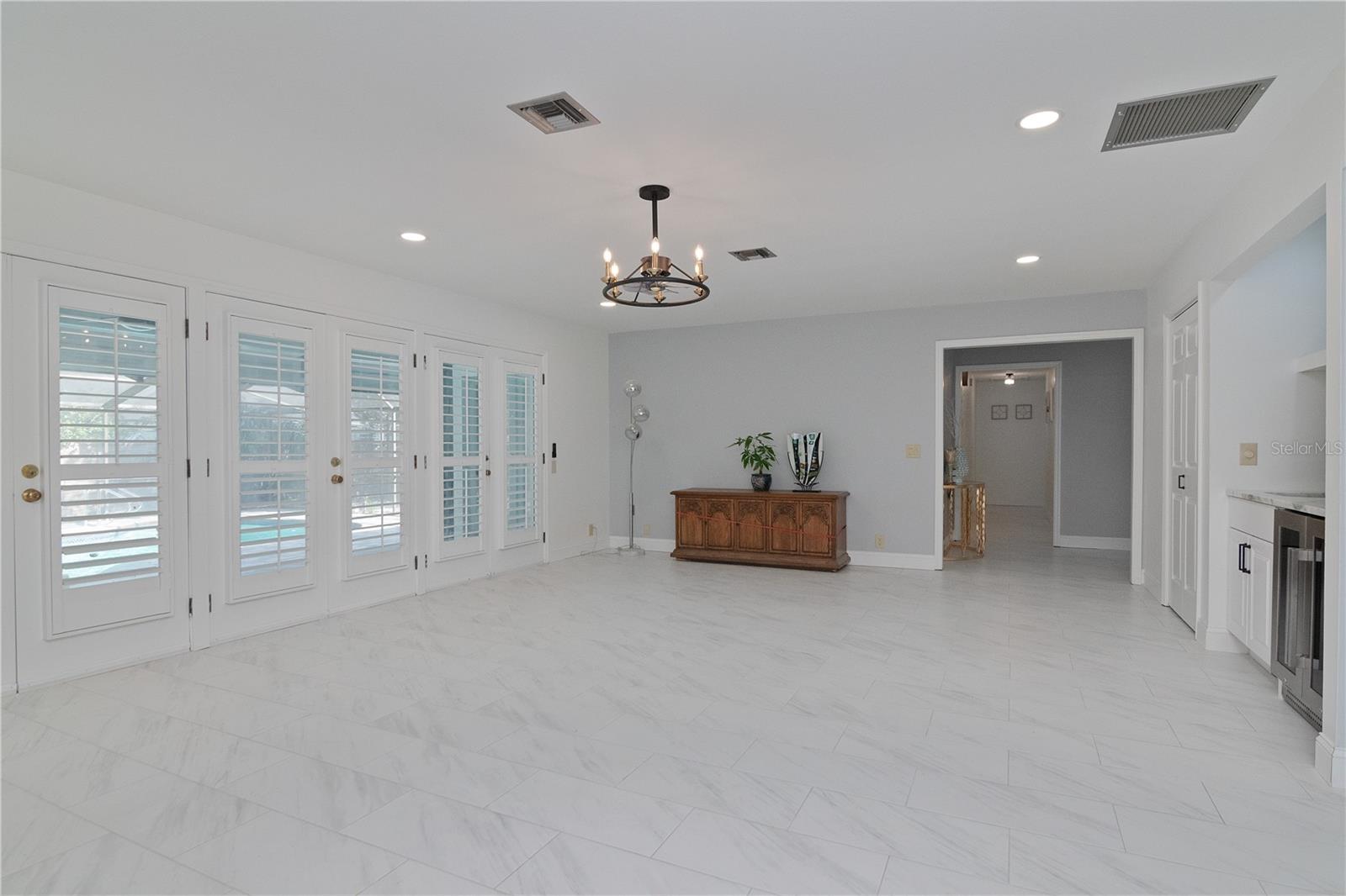 Image 18 of 75 For 4202 Deepwater Lane