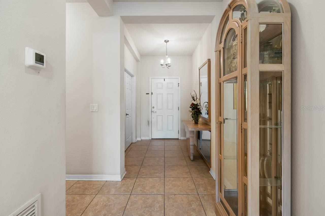 Image 18 of 33 For 1517 Yale Castle Court