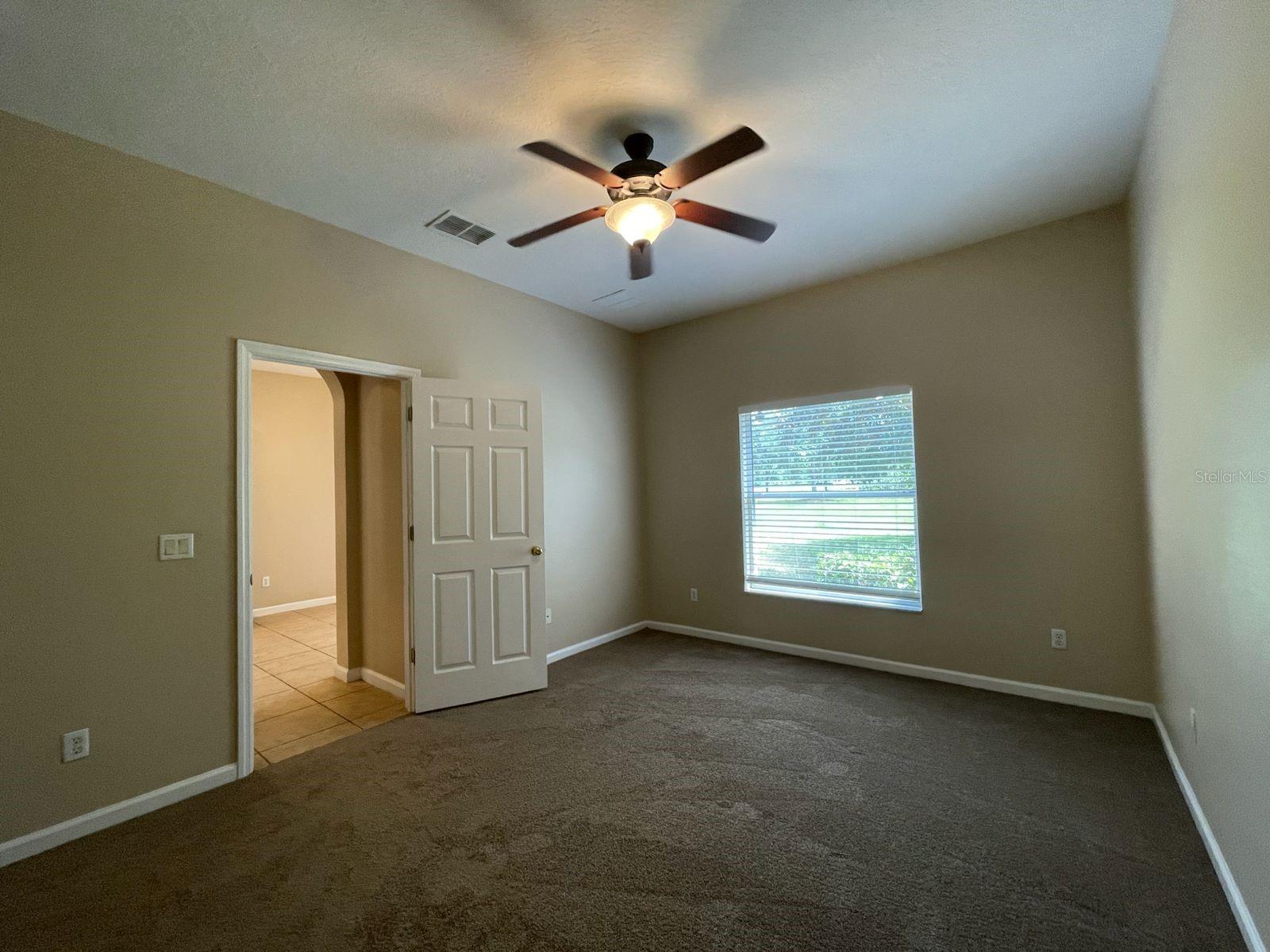 Image 17 of 23 For 10303 Park Commons Drive