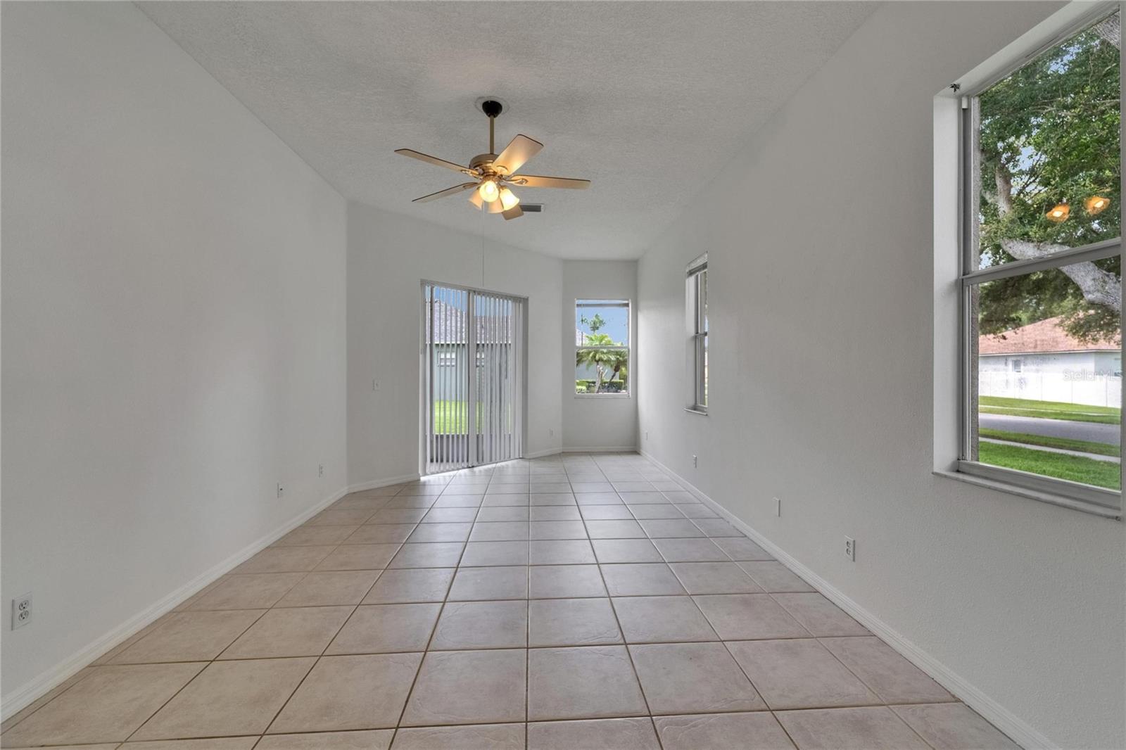 Image 22 of 67 For 2803 Abbey Grove Drive