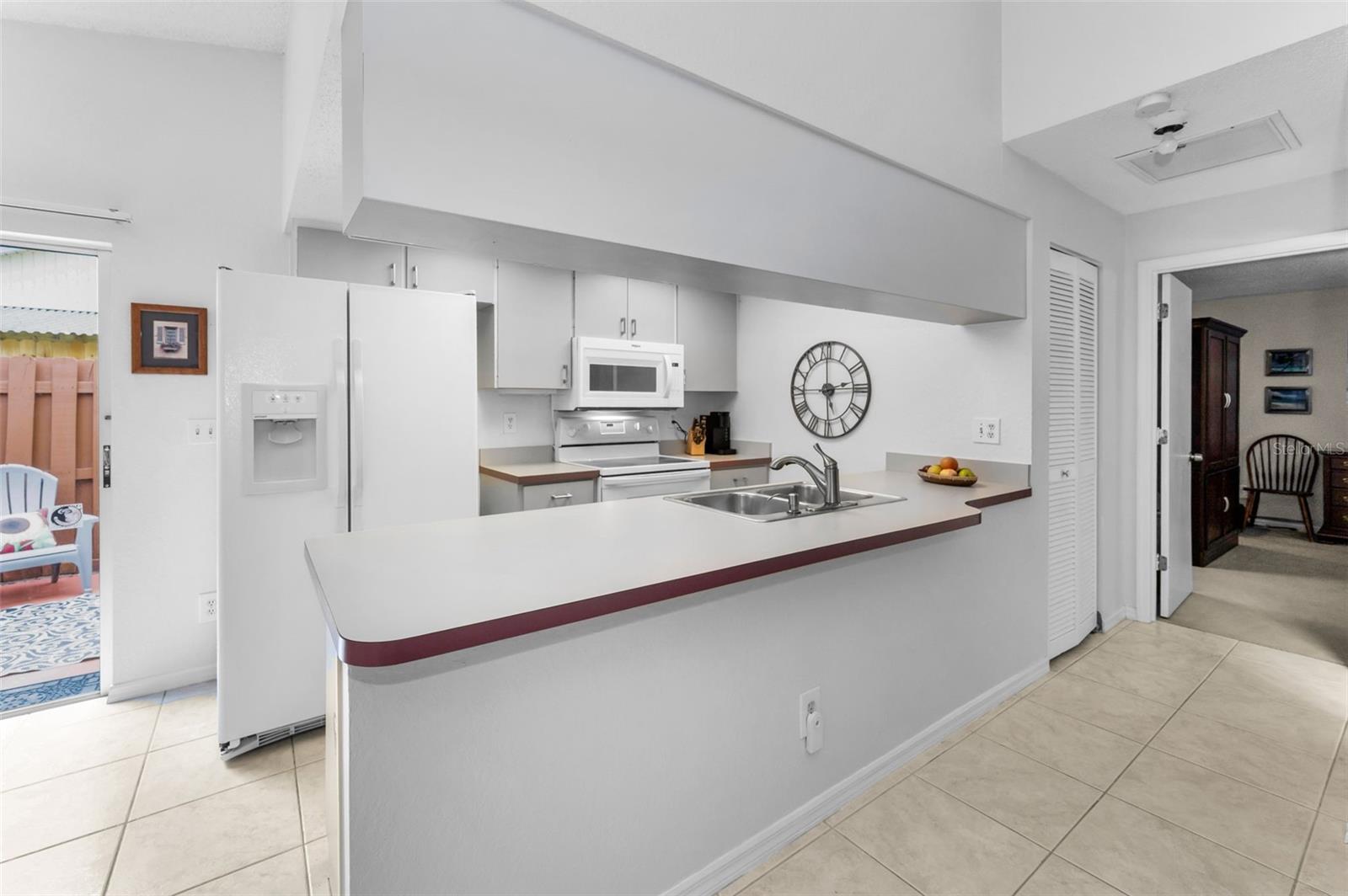 Image 15 of 30 For 1948 Elaine Drive