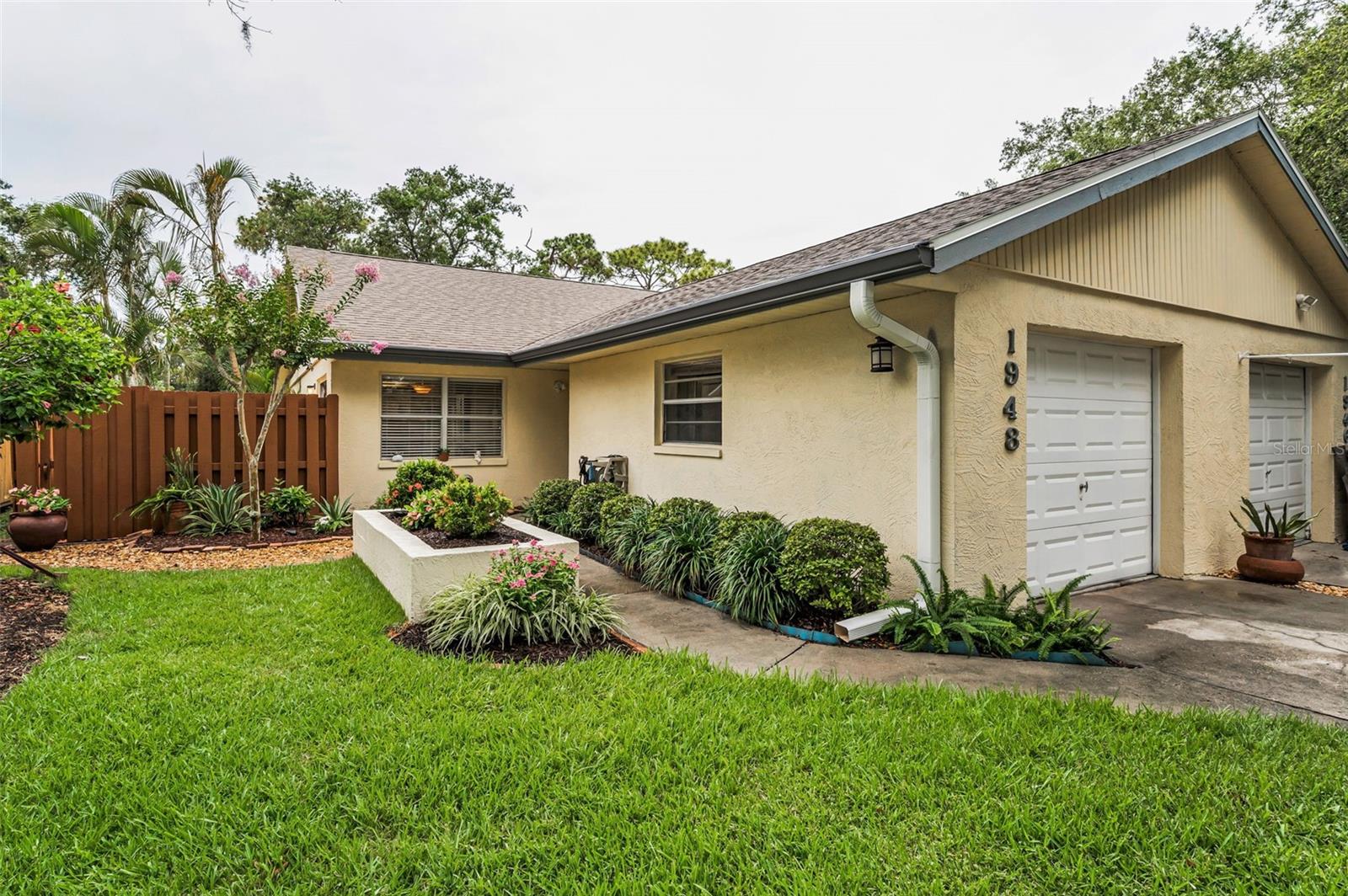 Image 2 of 30 For 1948 Elaine Drive