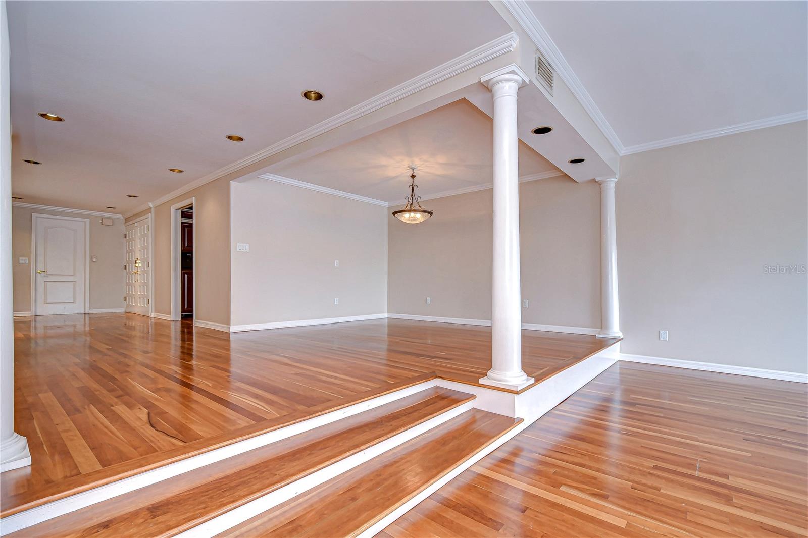 Image 25 of 60 For 13635 Twin Lakes Lane 13635