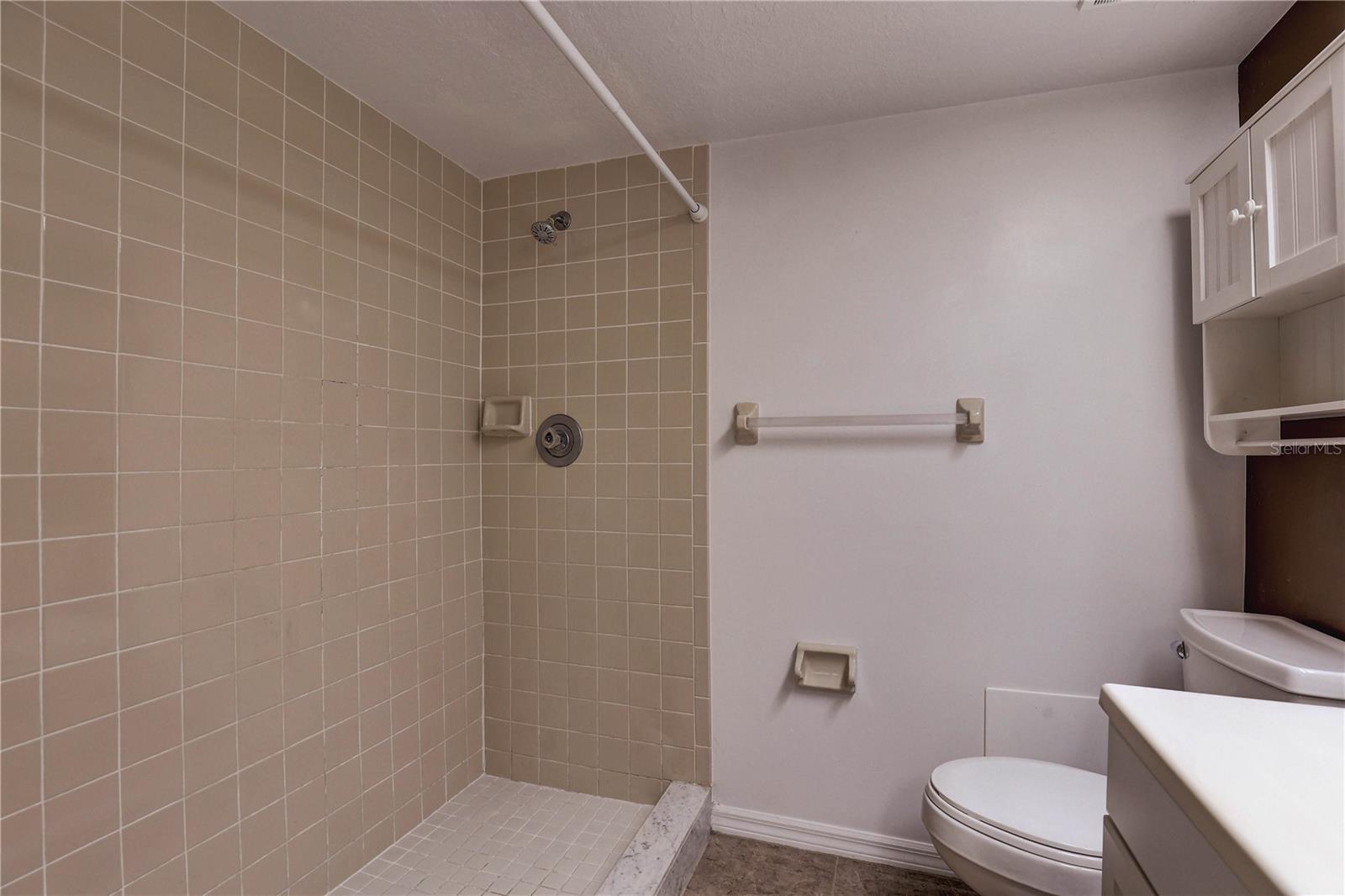 Image 18 of 37 For 11800 Park Boulevard 208