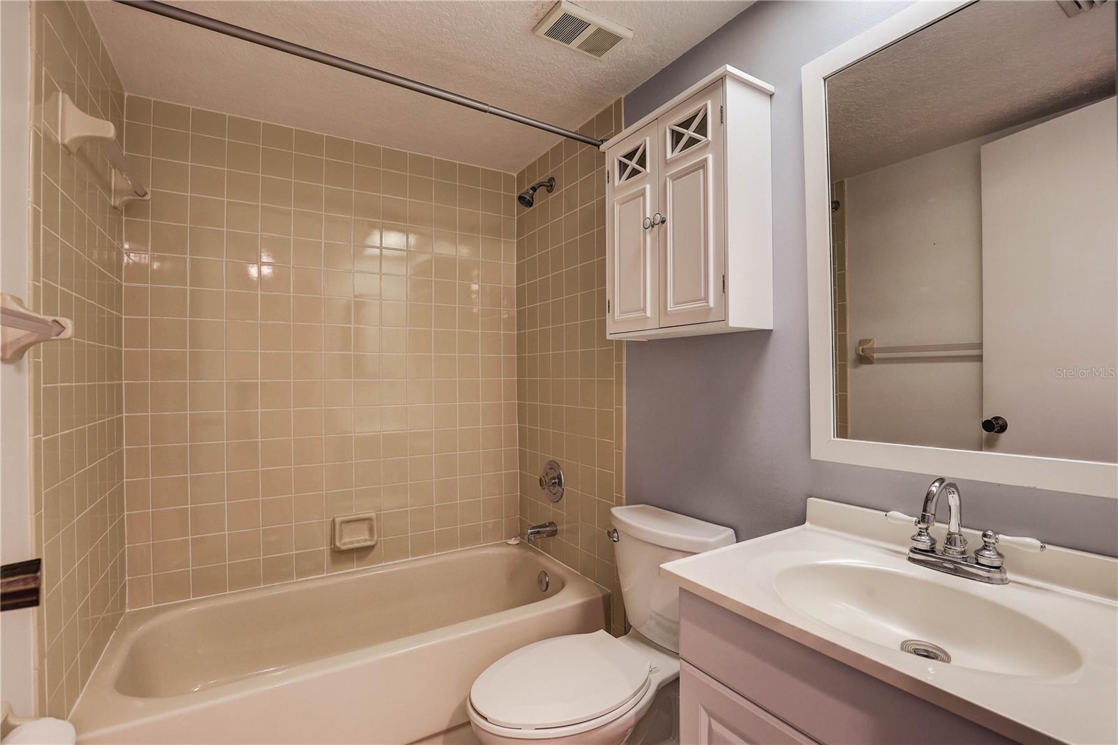 Image 21 of 37 For 11800 Park Boulevard 208