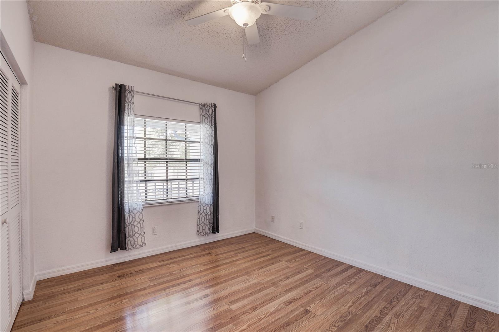 Image 23 of 37 For 11800 Park Boulevard 208