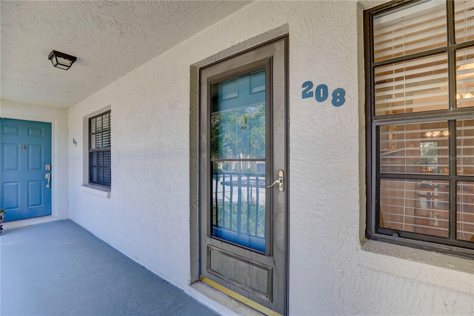 Image 4 of 37 For 11800 Park Boulevard 208
