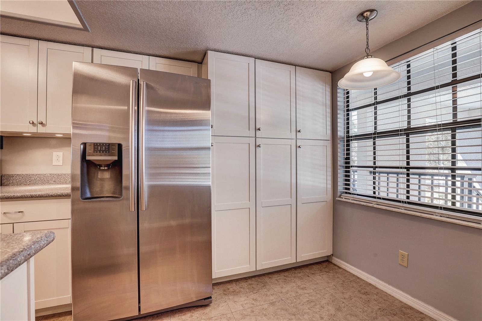 Image 6 of 37 For 11800 Park Boulevard 208