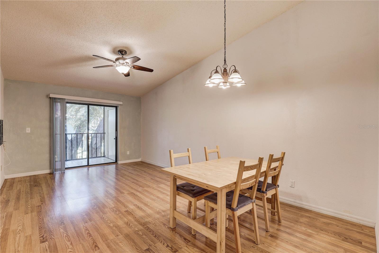 Image 8 of 37 For 11800 Park Boulevard 208