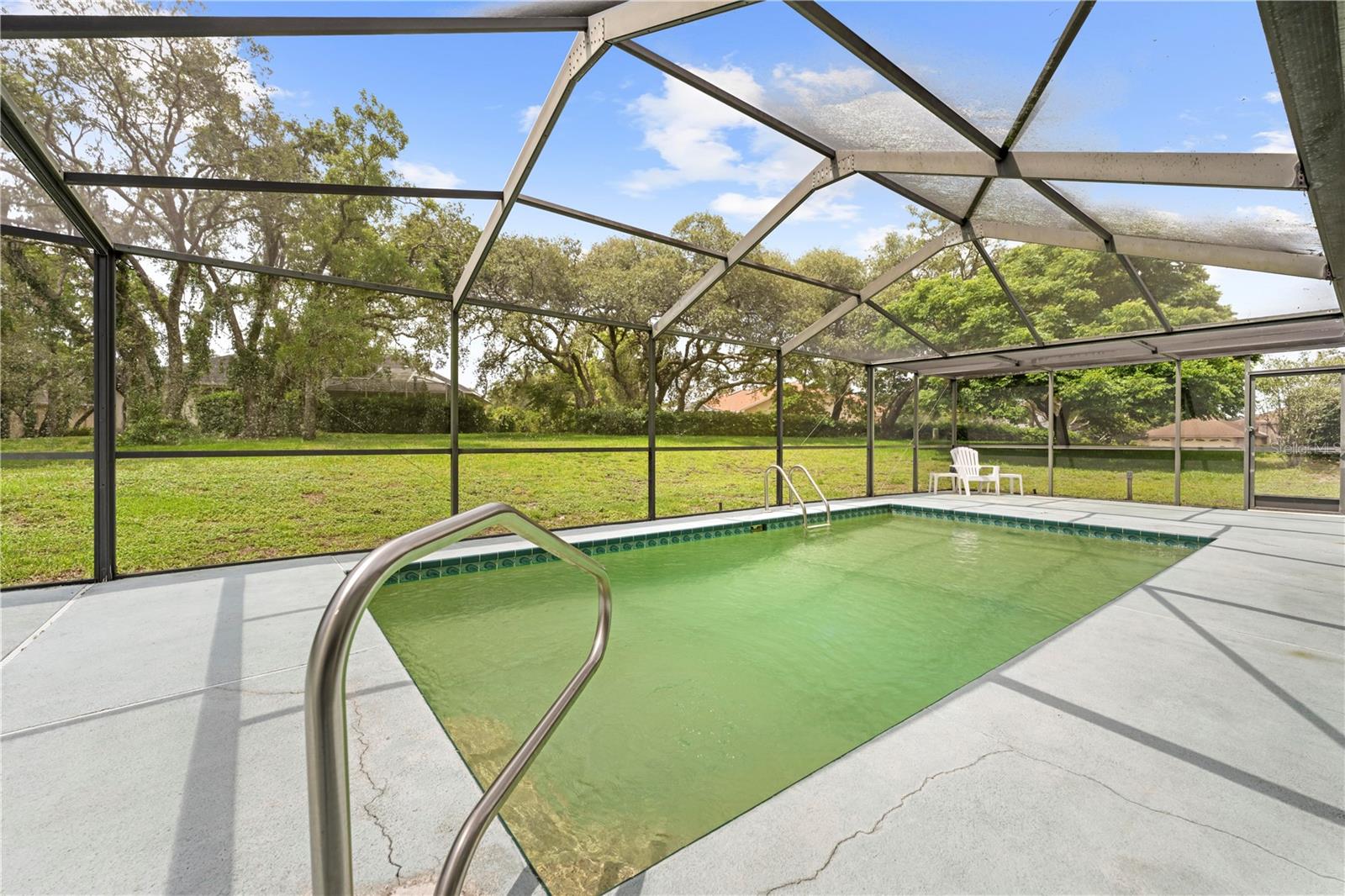 Image 26 of 63 For 206 Forest Wood Court