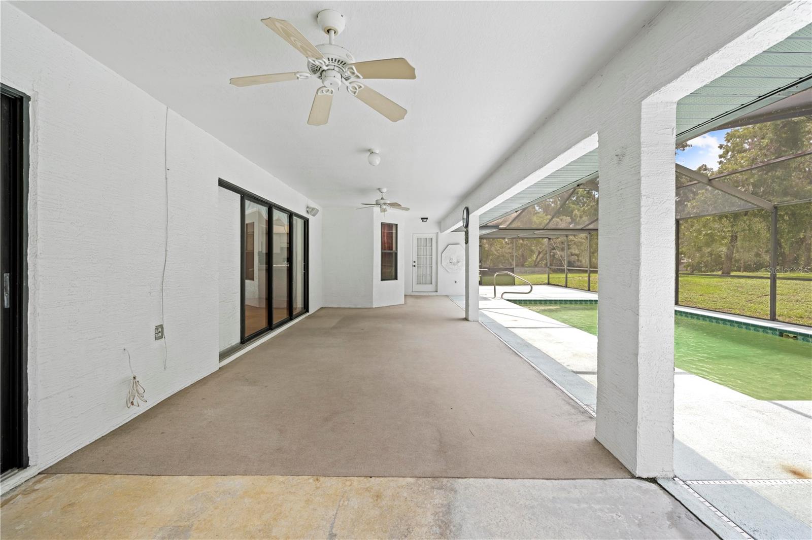 Image 34 of 63 For 206 Forest Wood Court