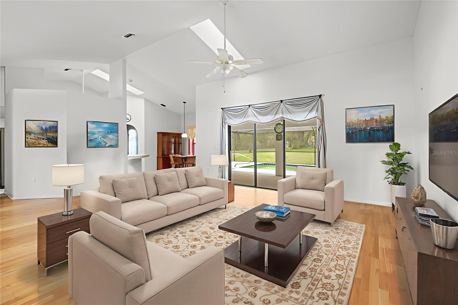 Image 45 of 63 For 206 Forest Wood Court