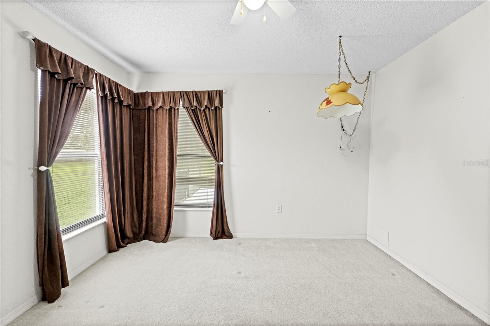 Image 55 of 63 For 206 Forest Wood Court