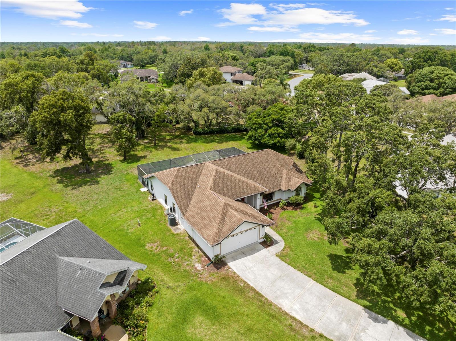 Image 7 of 63 For 206 Forest Wood Court