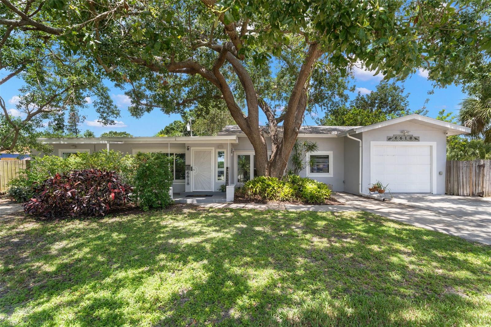 Details for 6618 12th Street N, ST PETERSBURG, FL 33702