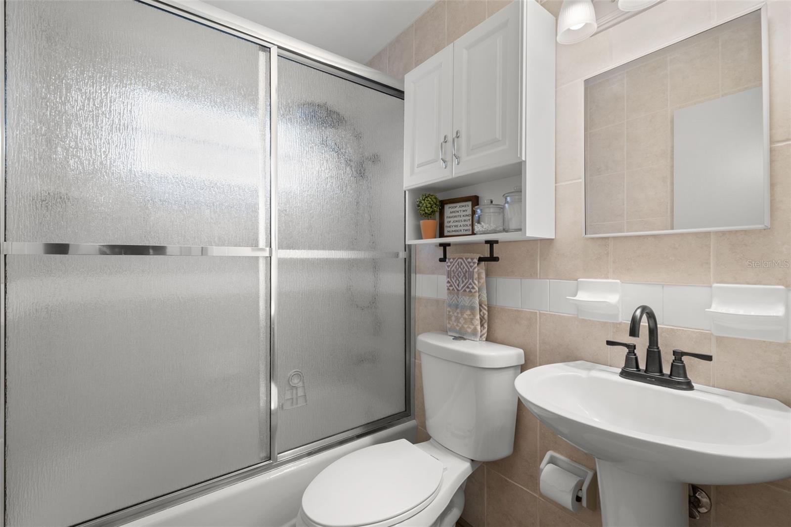 Image 26 of 35 For 6618 12th Street N