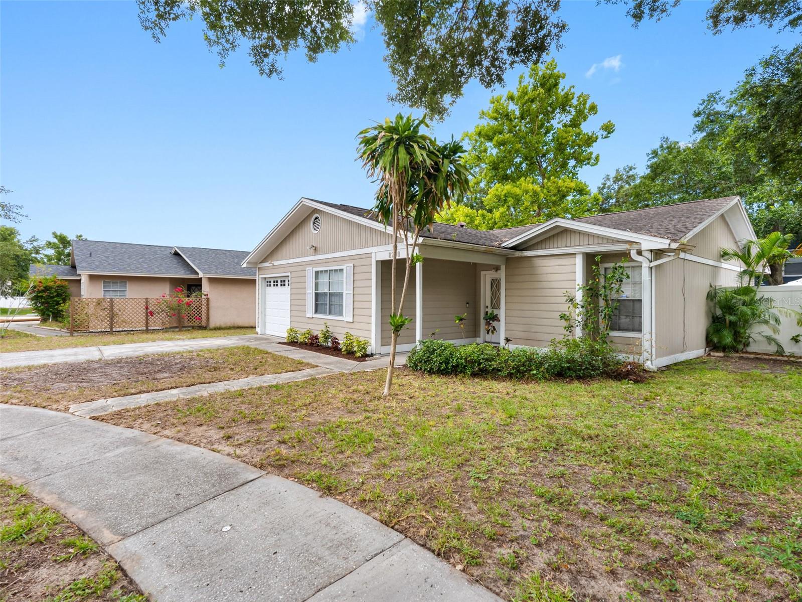 Image 26 of 30 For 8208 Volusia Place