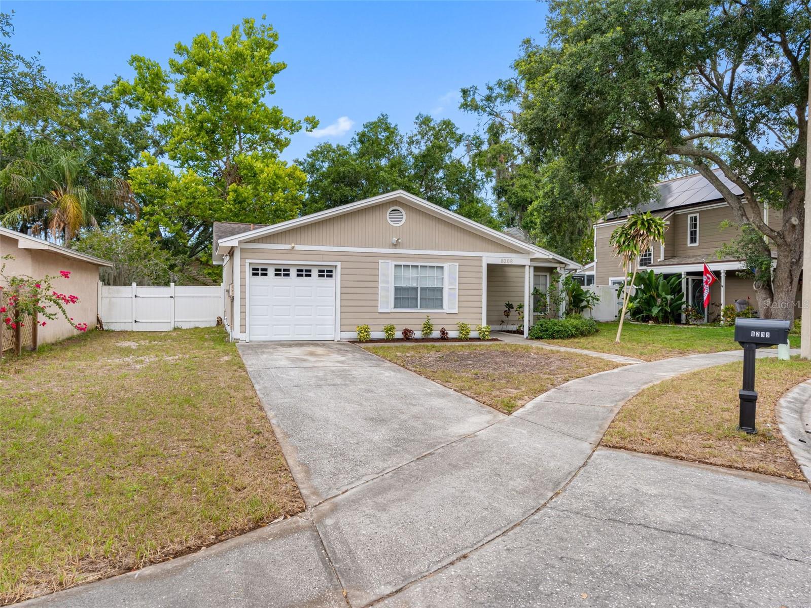 Image 27 of 30 For 8208 Volusia Place