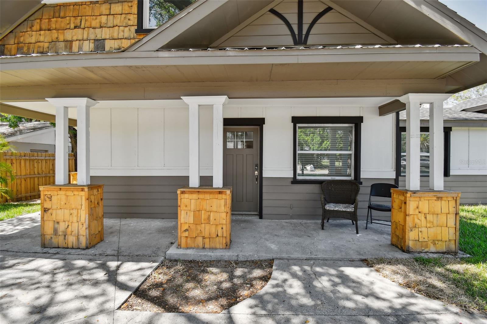 Image 14 of 96 For 816 9th Avenue Sw