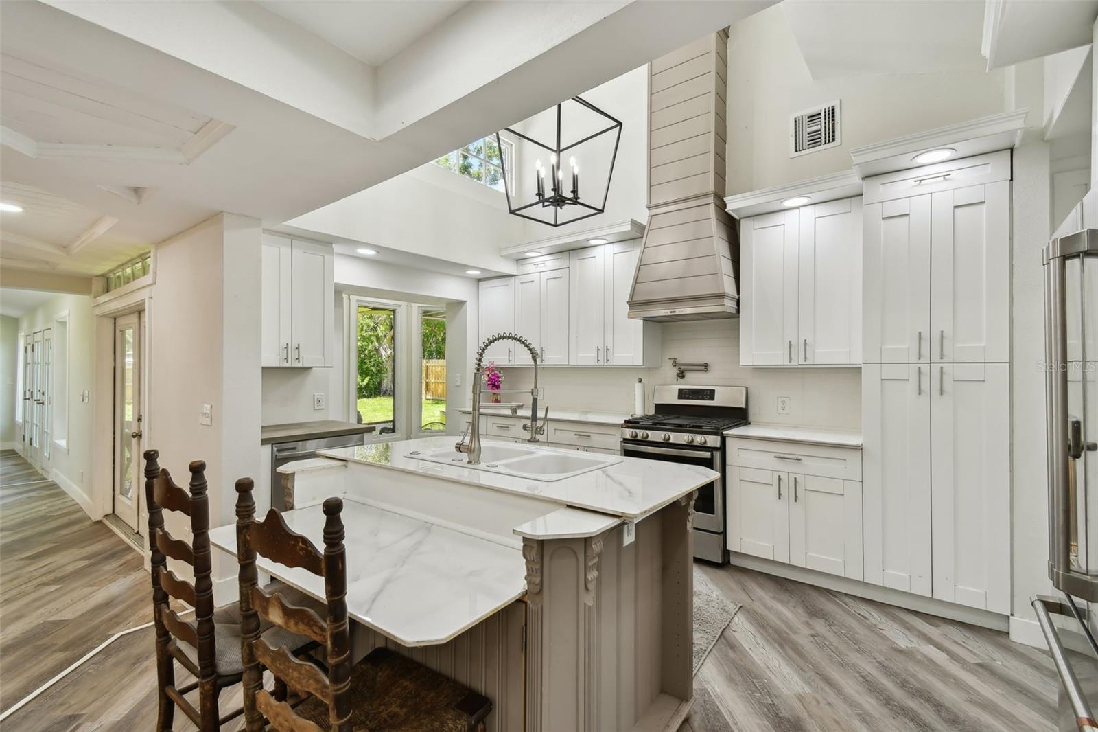 Image 24 of 96 For 816 9th Avenue Sw