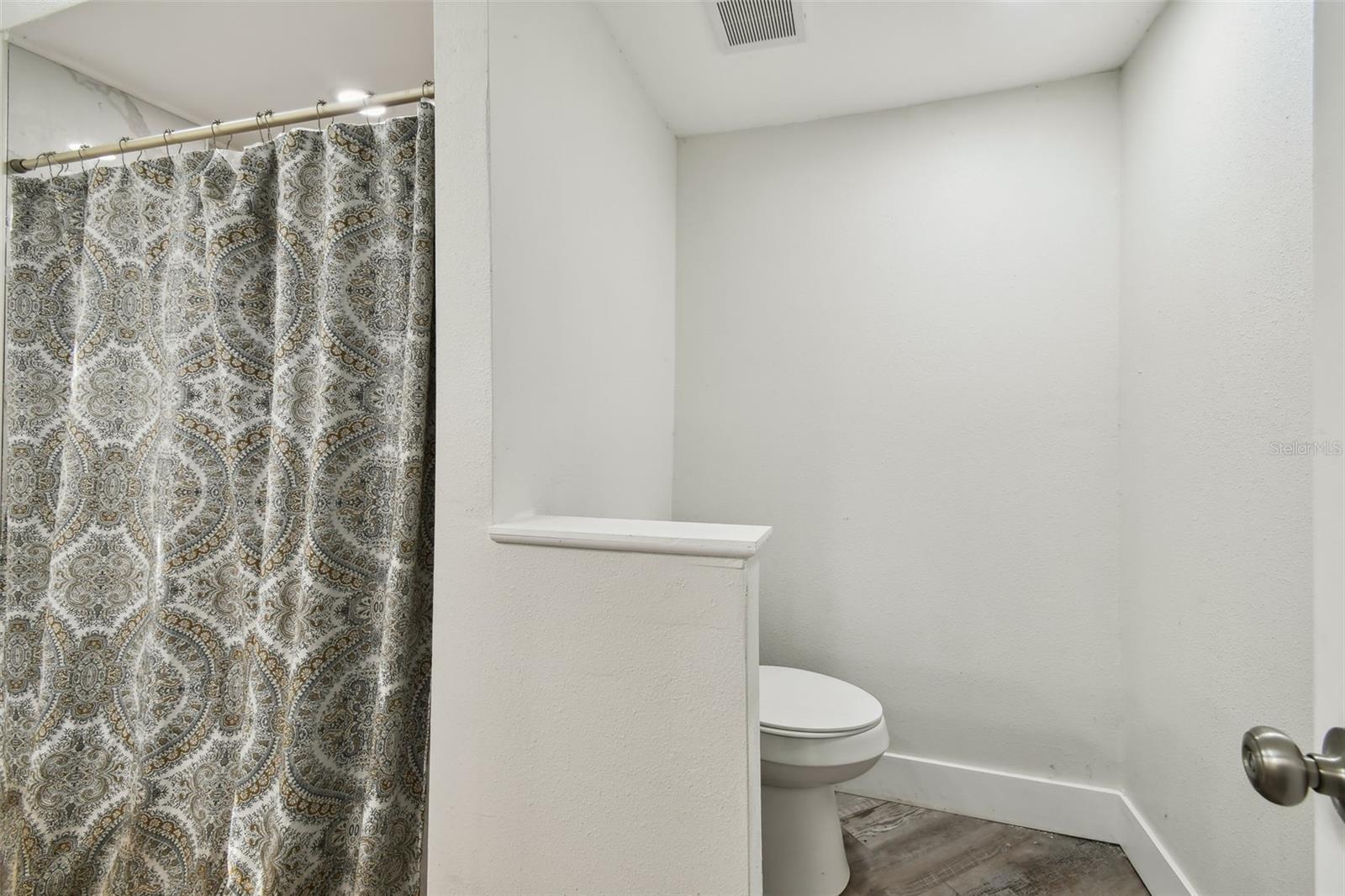 Image 29 of 96 For 816 9th Avenue Sw