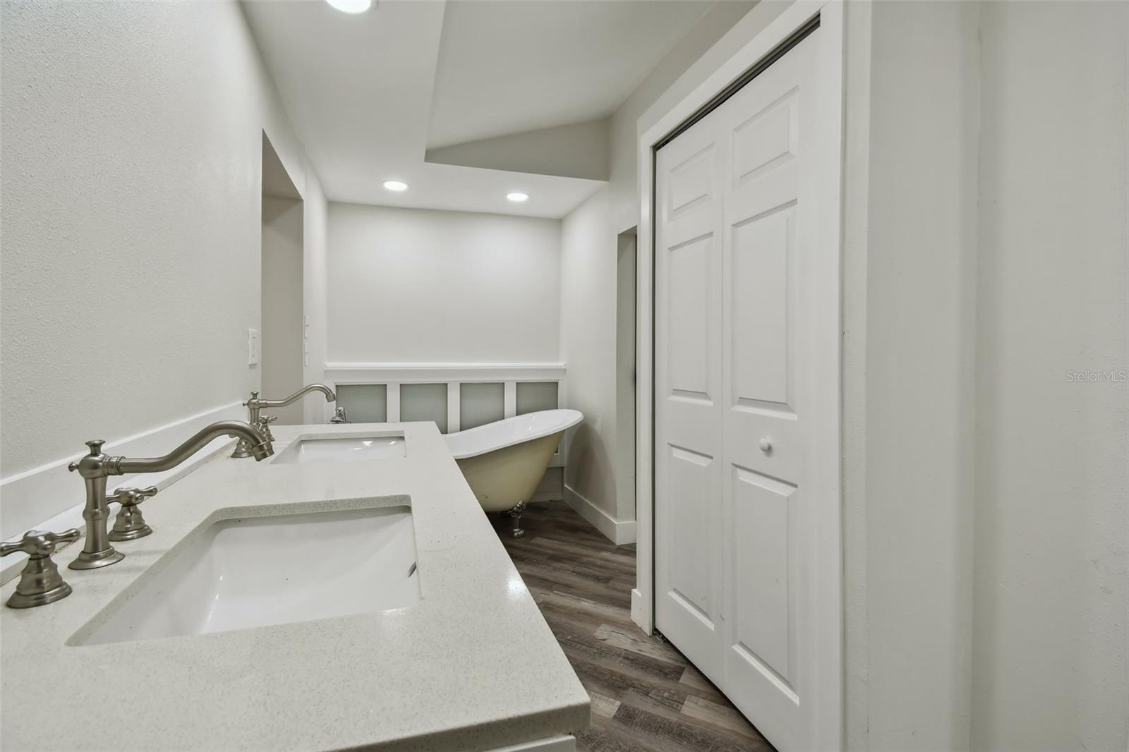 Image 69 of 96 For 816 9th Avenue Sw