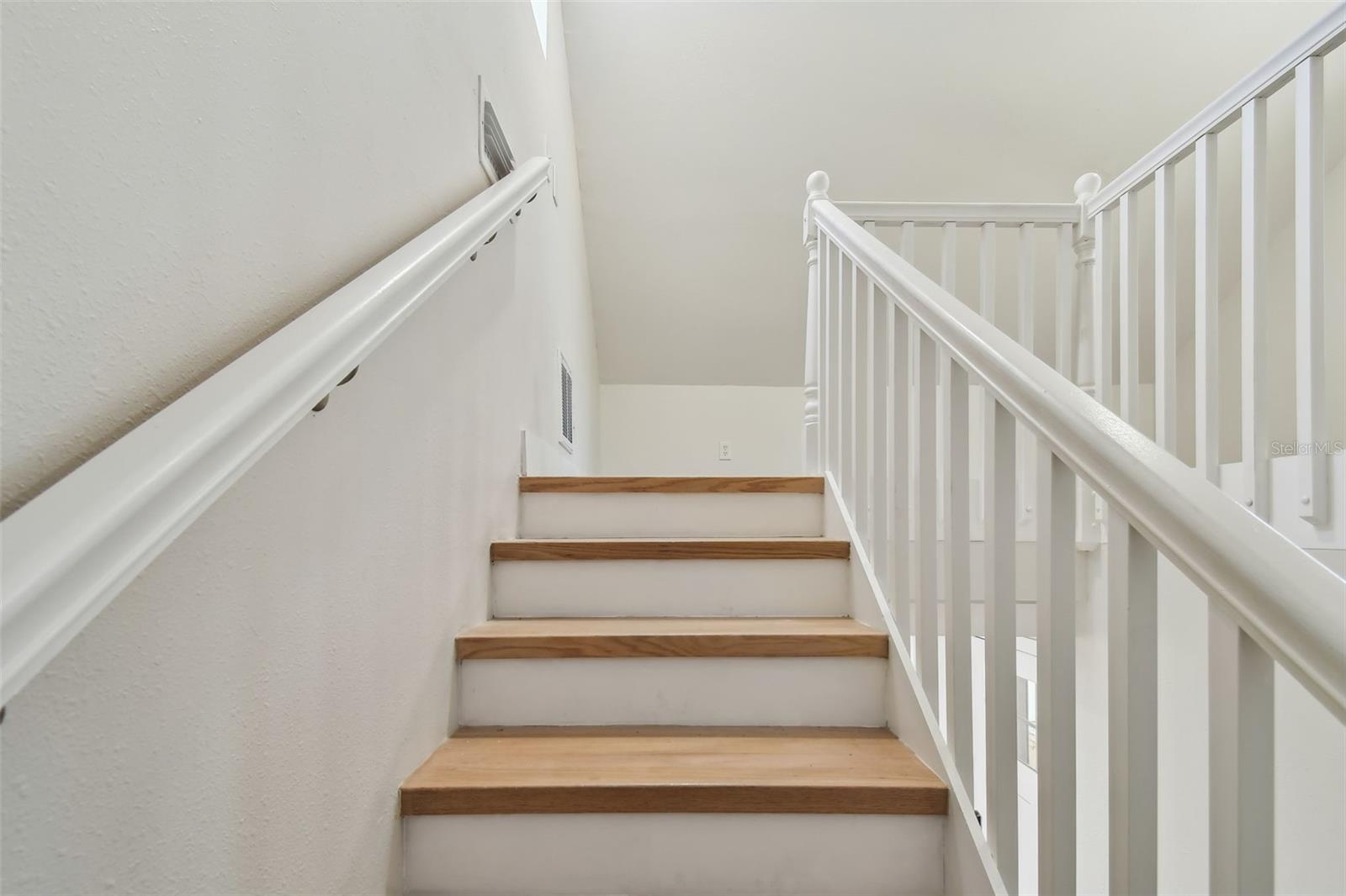 Image 78 of 96 For 816 9th Avenue Sw