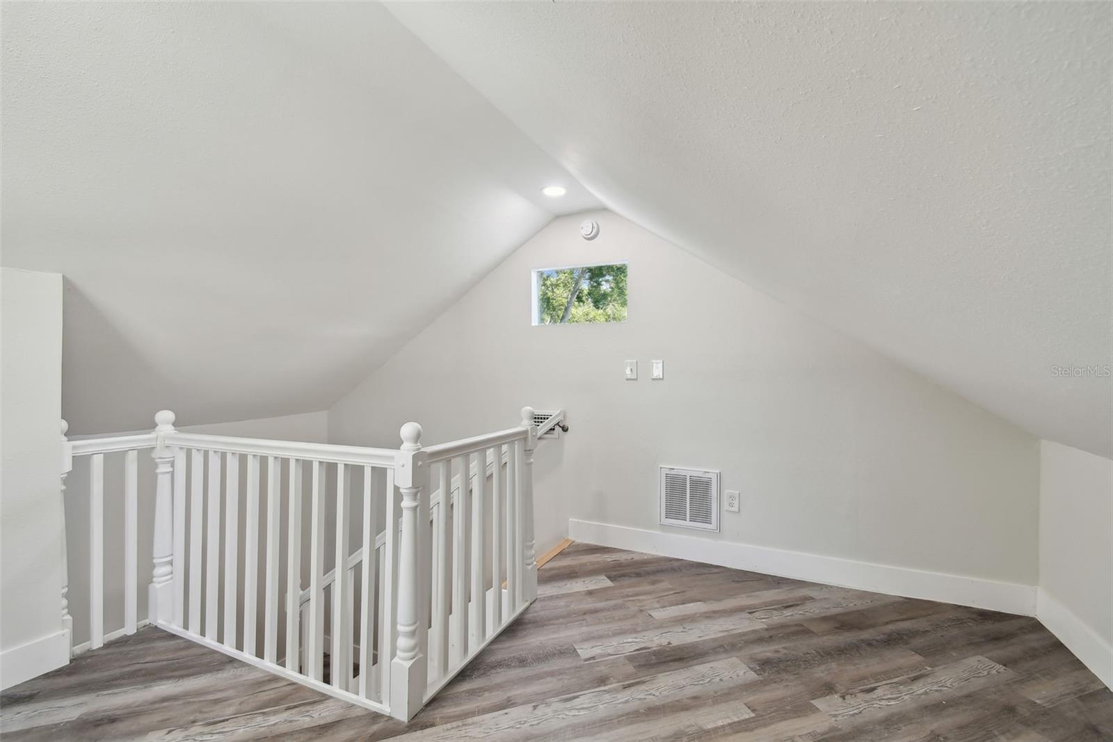 Image 82 of 96 For 816 9th Avenue Sw